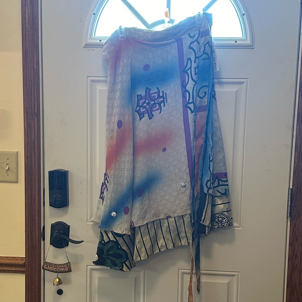 Tea length (mid calf) goddess size sari wrap skirt